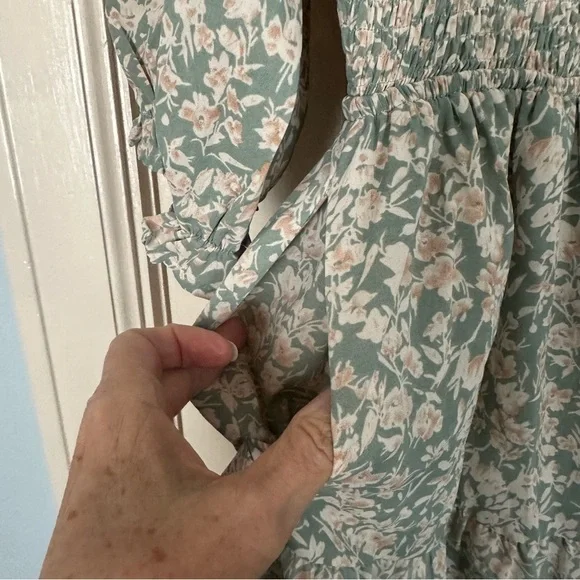 Polagram Dress Floral Green Maxi Smocked Bodice Three Tiered RuffleS Size M - Picture 5 of 15